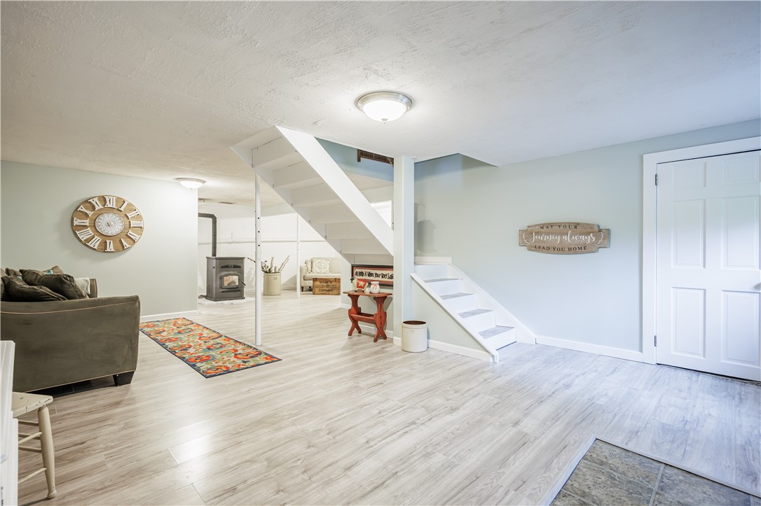 6284 Knapp Road Canandaigua Town, NY 14424 - Photo 29 of 49