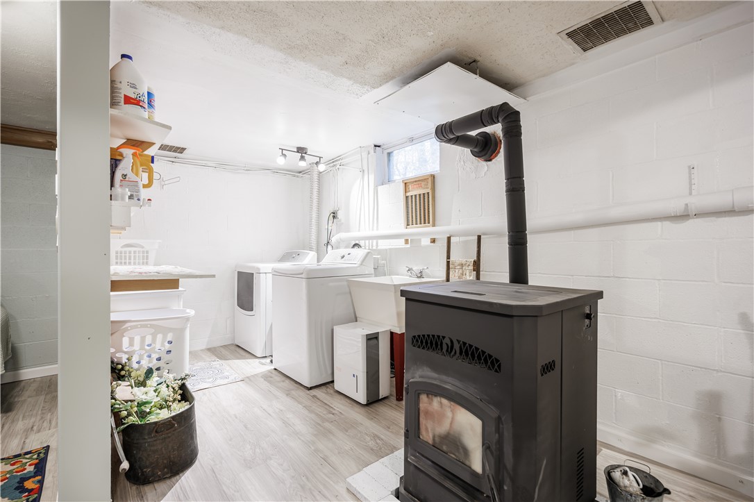 6284 Knapp Road Canandaigua Town, NY 14424 - Photo 32 of 49