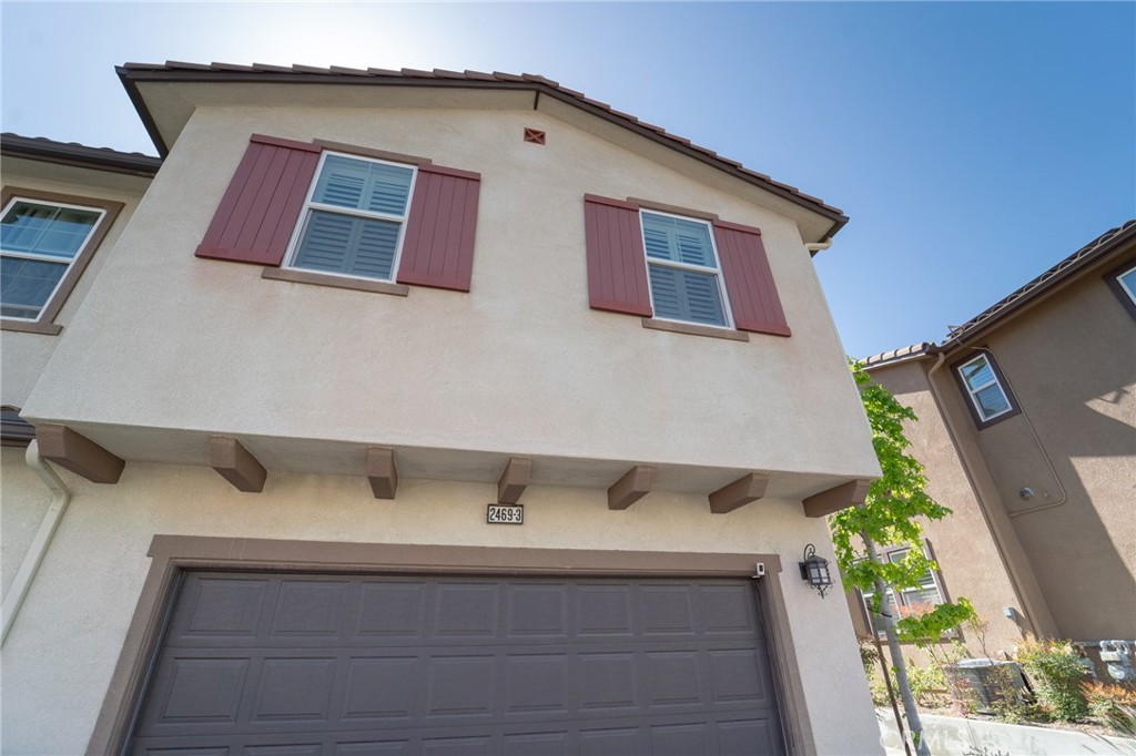 2469 Blossom Ridge Court, Unit 3 Simi Valley, CA 93063 - Photo 2 of 30