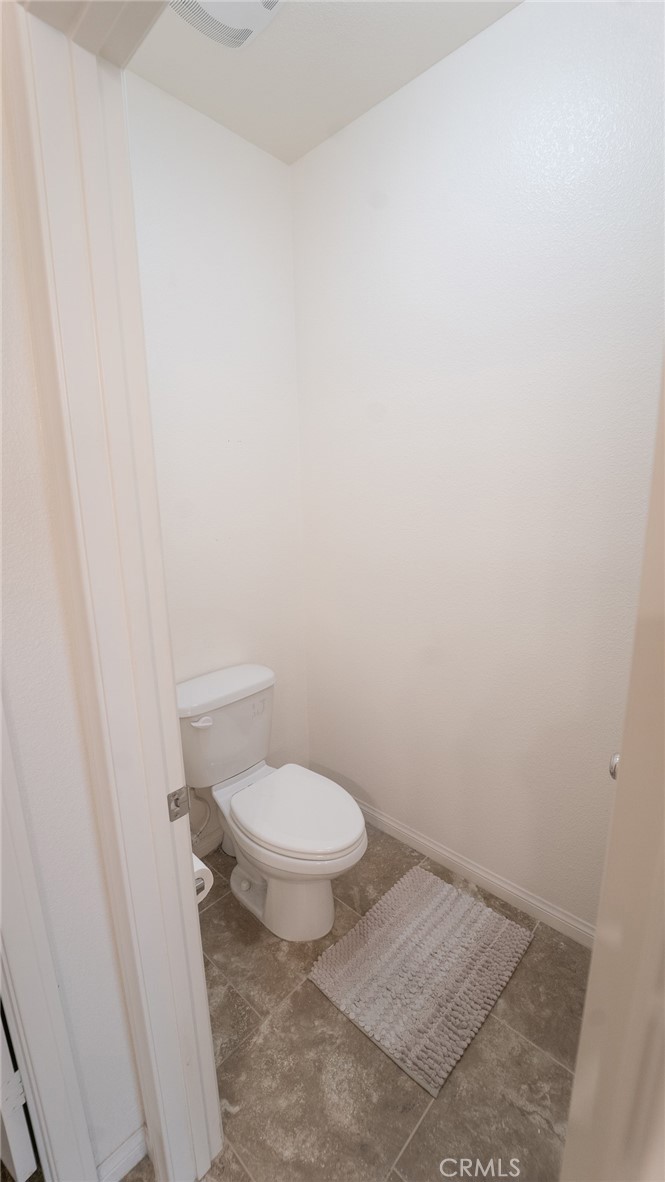 2469 Blossom Ridge Court, Unit 3 Simi Valley, CA 93063 - Photo 22 of 30