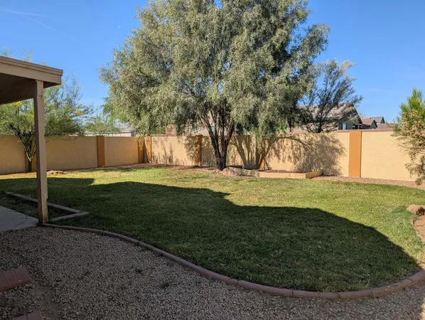 $2,000 | 4226 North 92nd Lane, Phoenix, AZ 85037