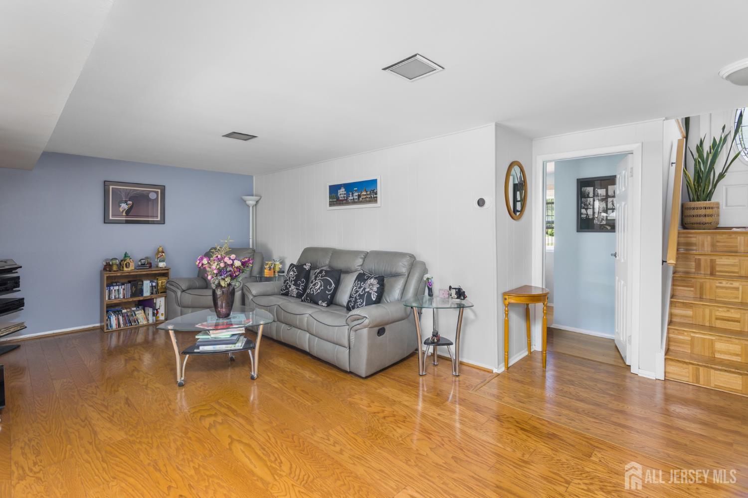 7 Vauxhall Road East Brunswick, NJ 08816 - Photo 16 of 38