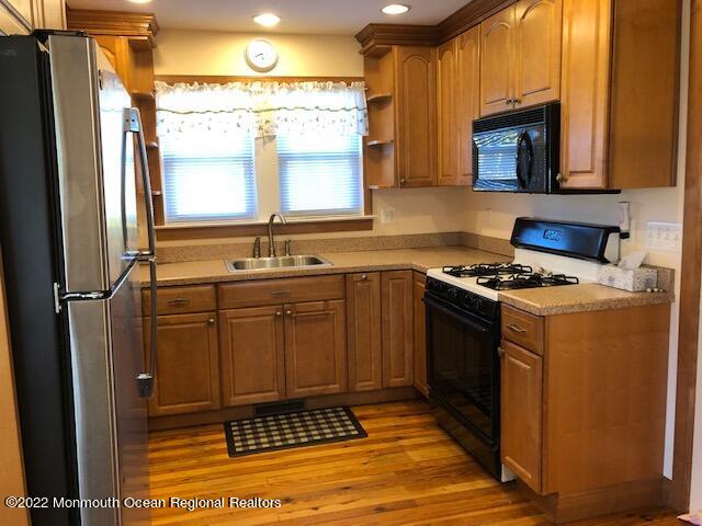 129 Bash Road Toms River, NJ 08753 - Photo 4 of 21 129 bash kitchen