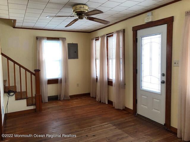 129 Bash Road Toms River, NJ 08753 - Photo 8 of 21 129 bash living room 1
