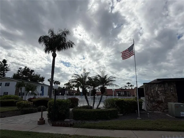 a picture of a city view