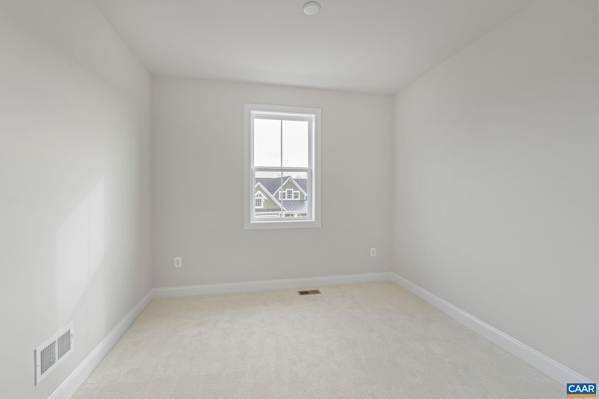 62 A Springdale Road Waynesboro, VA 22980 - Photo 20 of 37 an empty room with a window