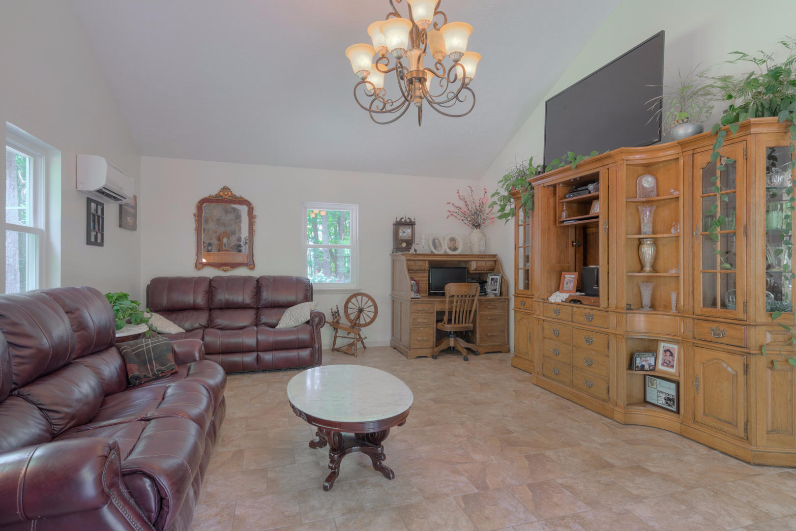 272 Bluebird Road Northeast Floyd, VA 24091 - Photo 19 of 62 Family Room