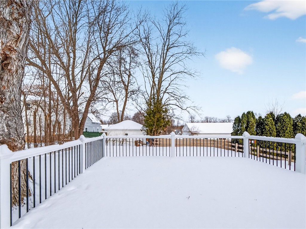 95 Summit Street Perinton, NY 14450 - Photo 19 of 33