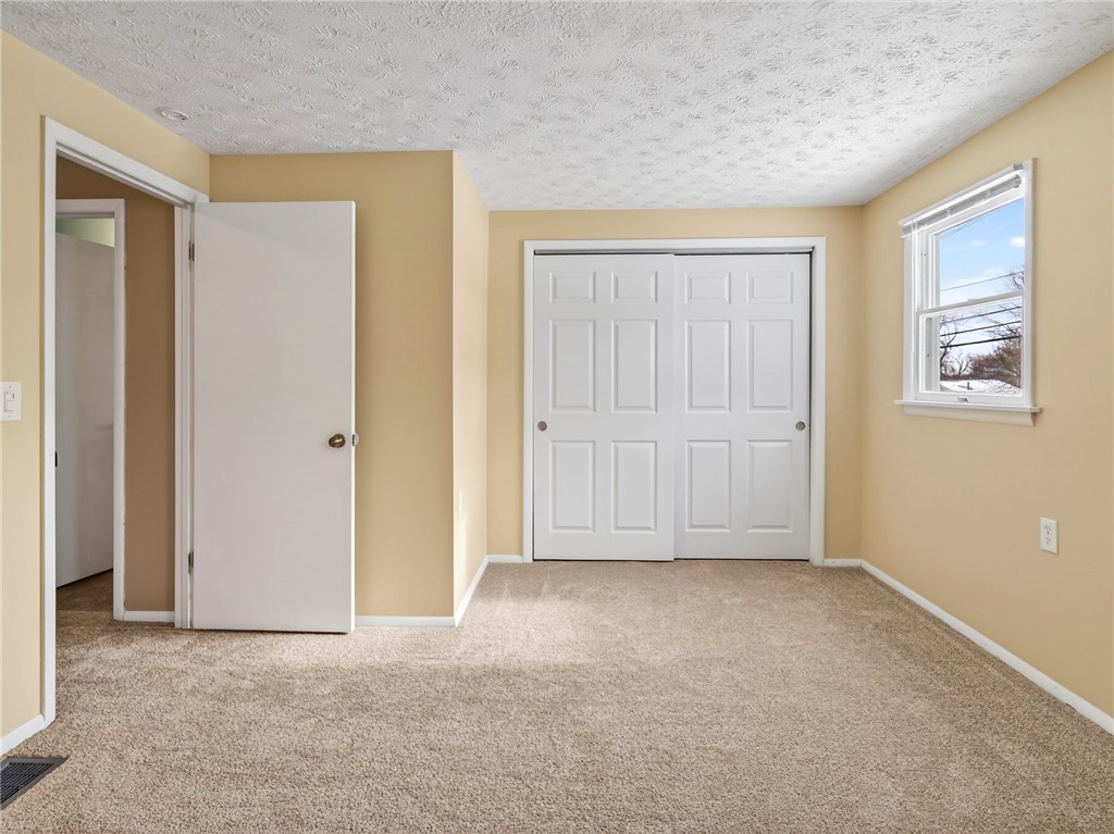 95 Summit Street Perinton, NY 14450 - Photo 20 of 33