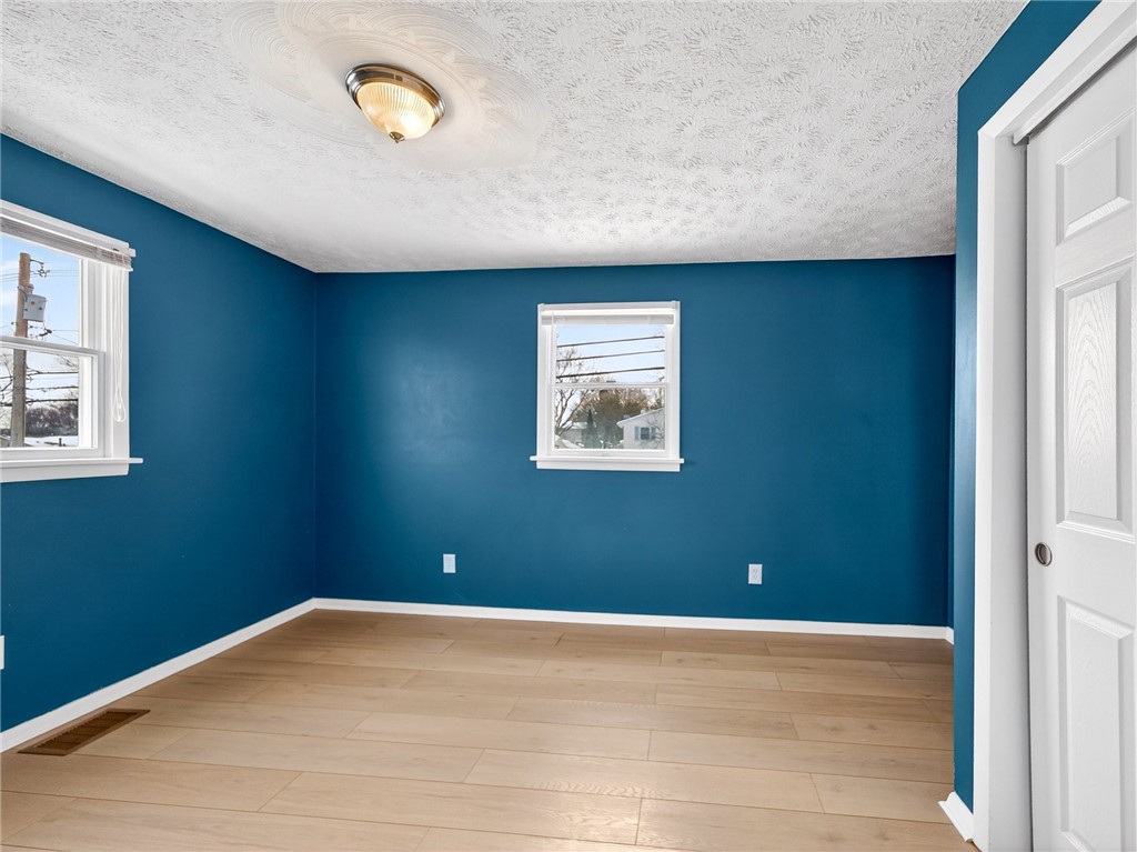 95 Summit Street Perinton, NY 14450 - Photo 24 of 33