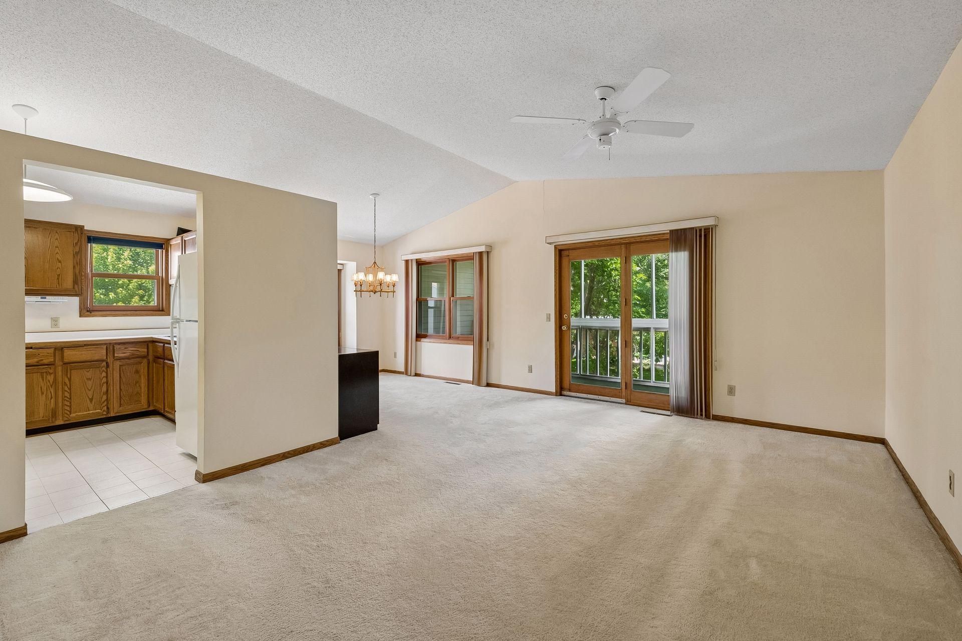 5317 Highpointe Terrace Bloomington, MN 55437 - Photo 2 of 25