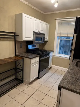 $2,100 | 1666 Commonwealth Avenue, Unit 34, Boston, MA 02135