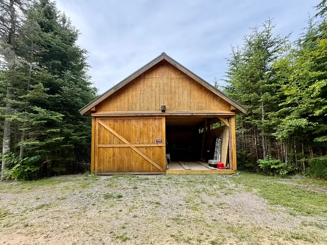 $599,990 | 69 Jim's Head Road, Lubec, ME 04652