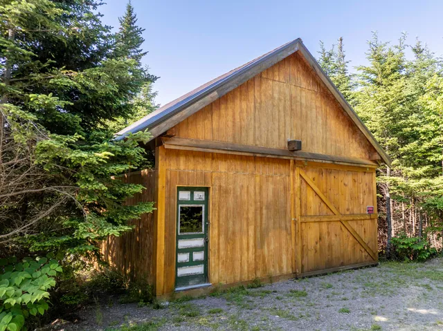 $599,990 | 69 Jim's Head Road, Lubec, ME 04652