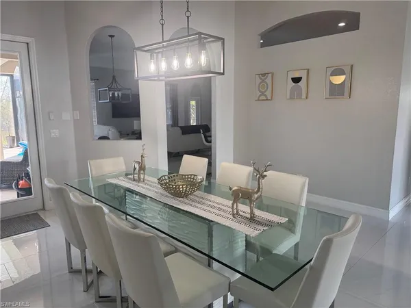 $1,200,000 | 18445 Royal Hammock Boulevard, Naples, FL 34114