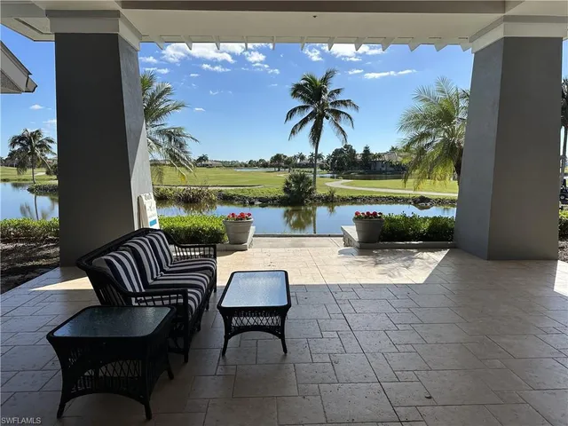 $1,200,000 | 18445 Royal Hammock Boulevard, Naples, FL 34114