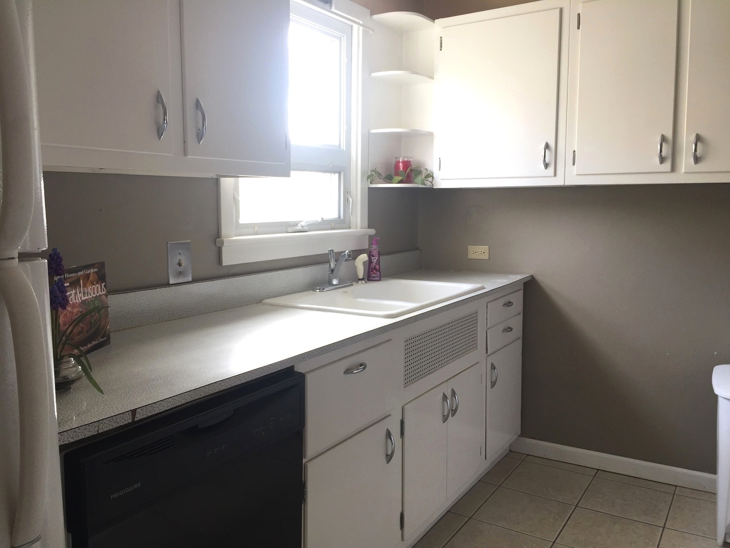 416 Chicago Road Paw Paw, IL 61353 - Photo 10 of 23 Gallery Image 10