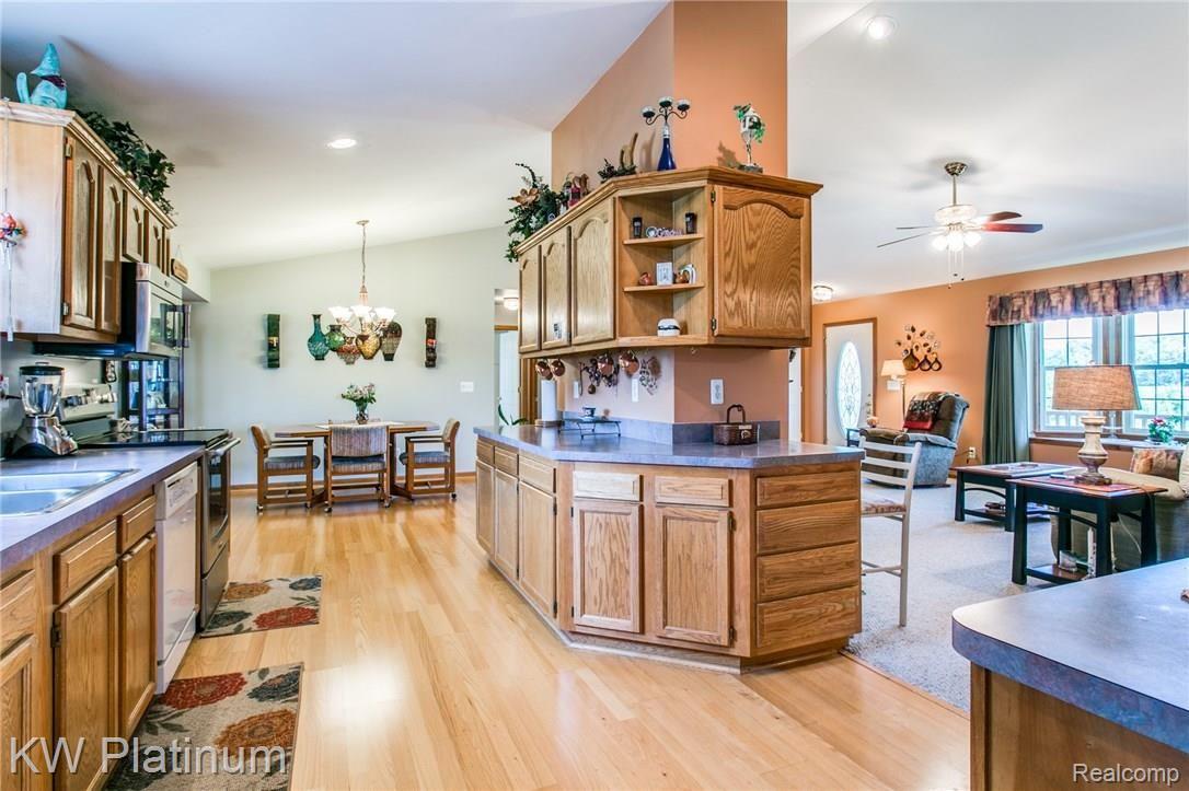 10041 Masters Road Goodells, MI 48027 - Photo 10 of 27 9.JPG