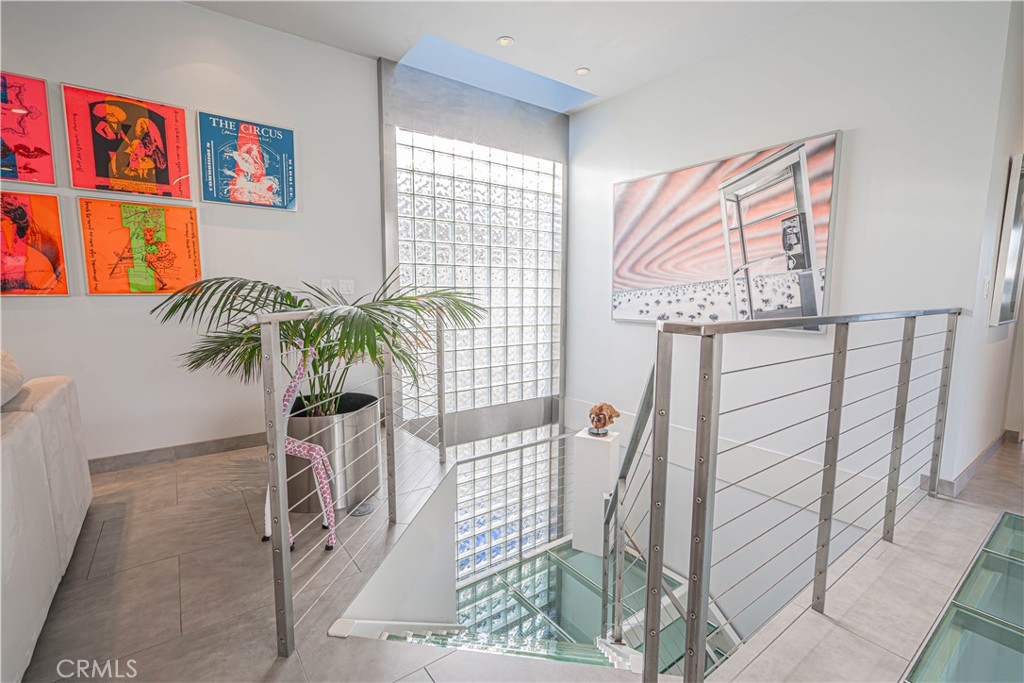 5220 Terramar Way Oxnard, CA 93035 - Photo 30 of 75 a vase of flowers sitting on a table