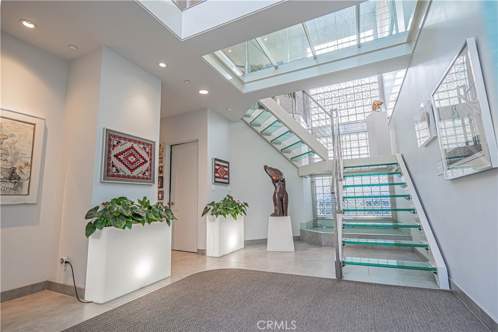 5220 Terramar Way Oxnard, CA 93035 - Photo 6 of 75 a view of entryway with a front door