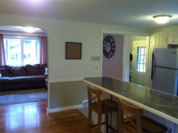 149 Regal Street Springfield, MA 01118 - Photo 3 of 5 Gallery Image 3