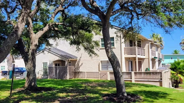 $449,000 | 2004 Bayhouse Drive, Unit 2004, Rockport, TX 78382