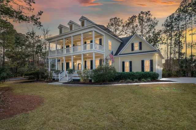 $1,315,000 | 3711 Riverstation Court, Mount Pleasant, SC 29466