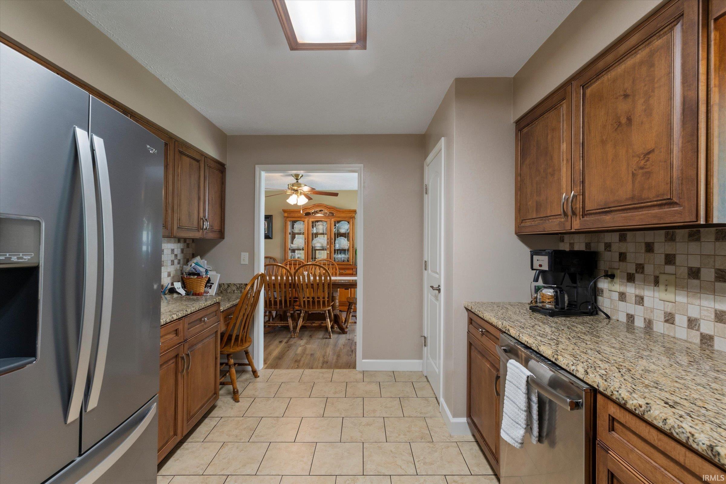 53097 Old Farm Road Elkhart, IN 46514 - Photo 13 of 47