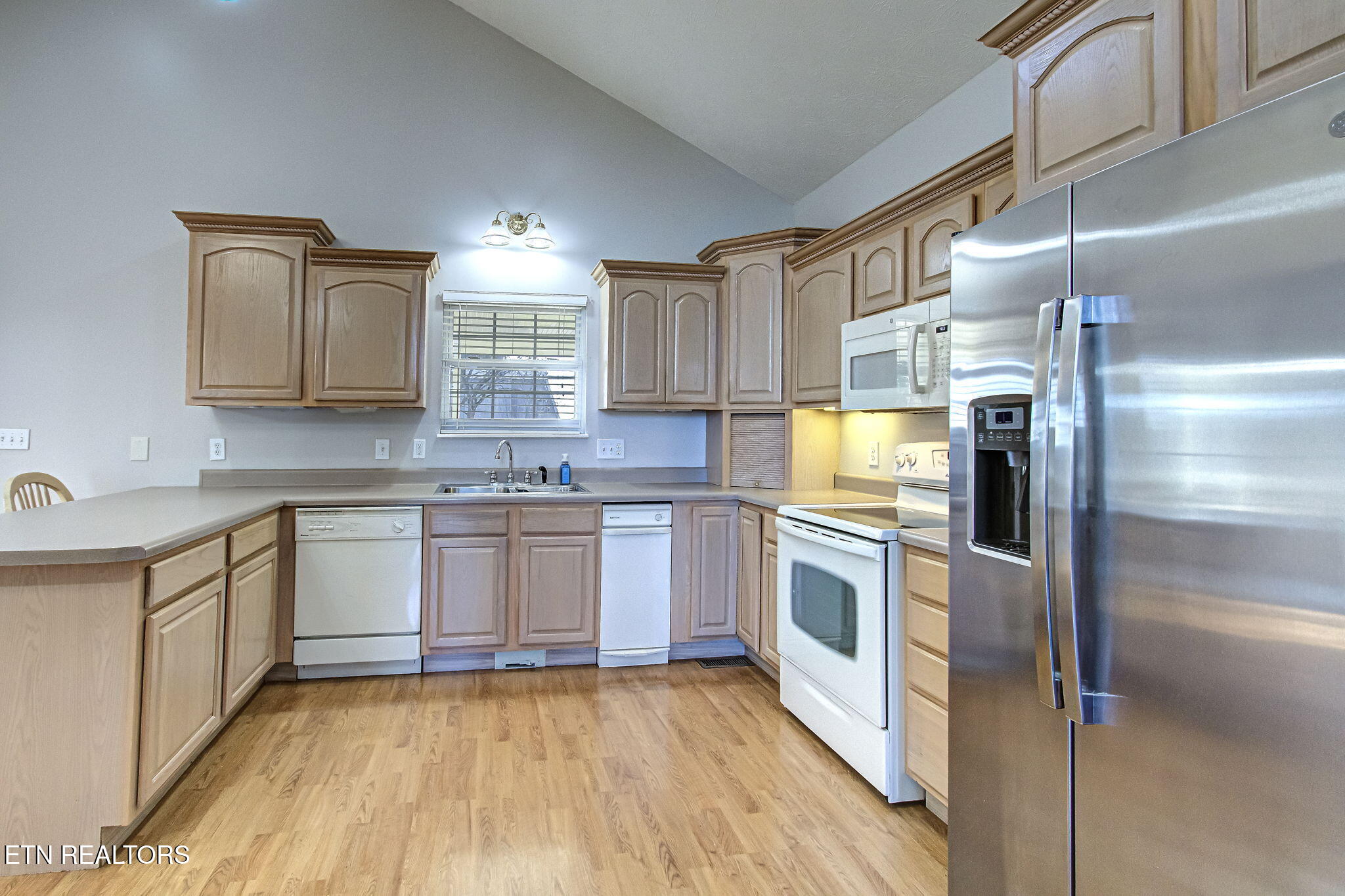 3763 Bent Road Kodak, TN 37764 - Photo 12 of 53 3763 Bent Rd