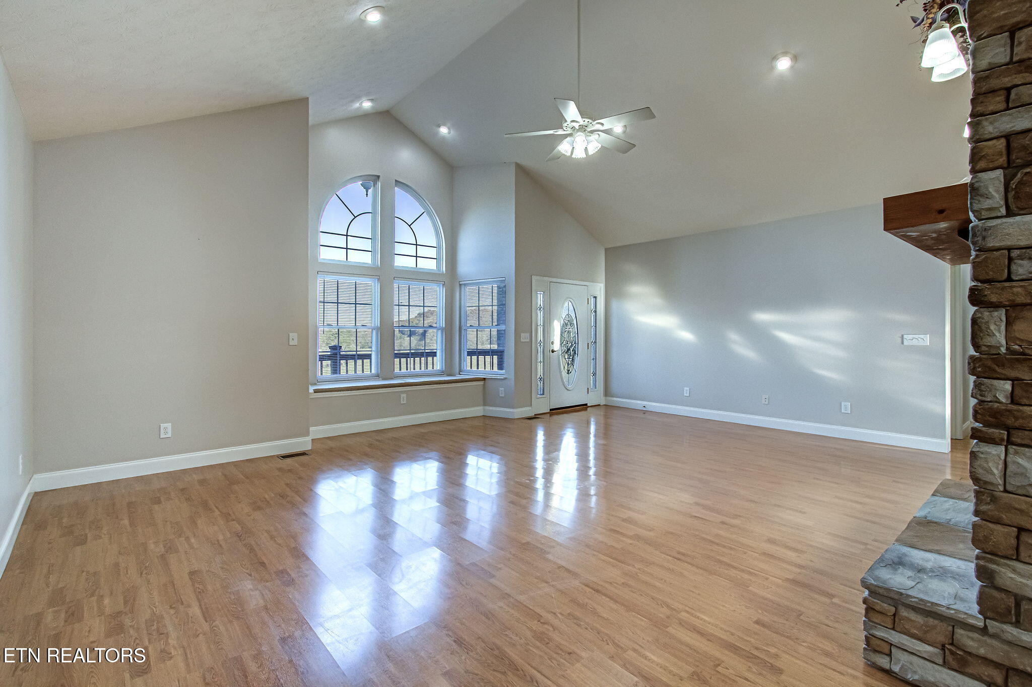 3763 Bent Road Kodak, TN 37764 - Photo 13 of 53 3763 Bent Rd