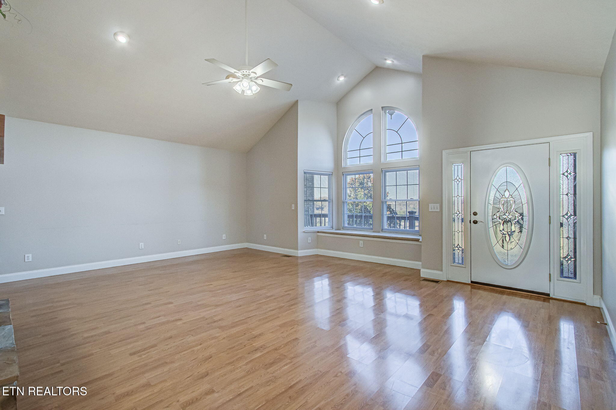 3763 Bent Road Kodak, TN 37764 - Photo 18 of 53 3763 Bent Rd