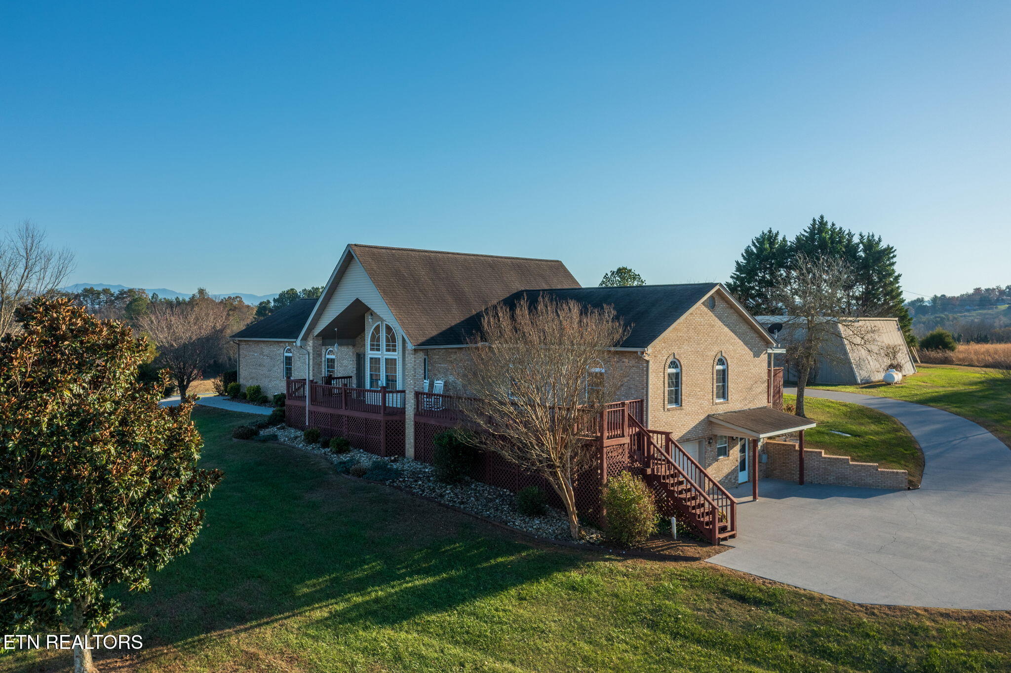 3763 Bent Road Kodak, TN 37764 - Photo 2 of 53 3763 Bent Rd