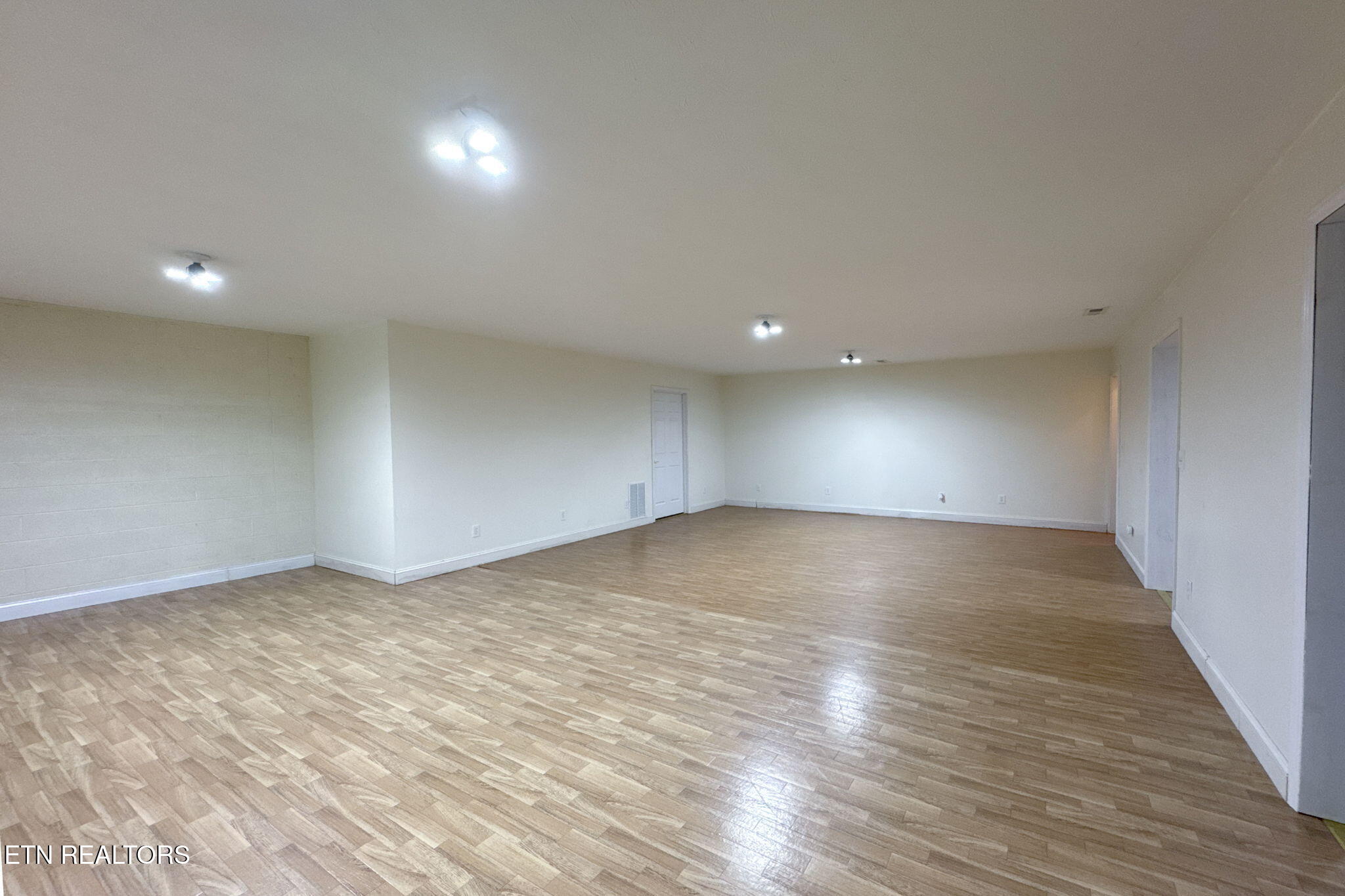 3763 Bent Road Kodak, TN 37764 - Photo 37 of 53 3763 Bent Rd