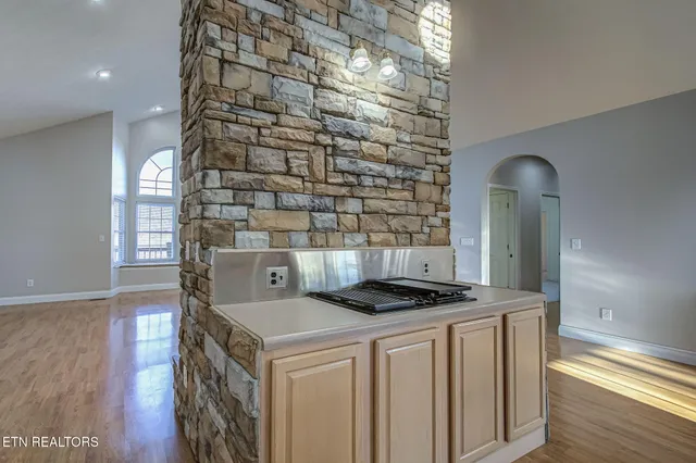 $1,250,000 | 3763 Bent Road, Kodak, TN 37764