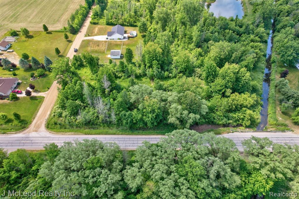 0330 Birch Run Road Millington, MI 48746 - Photo 4 of 34