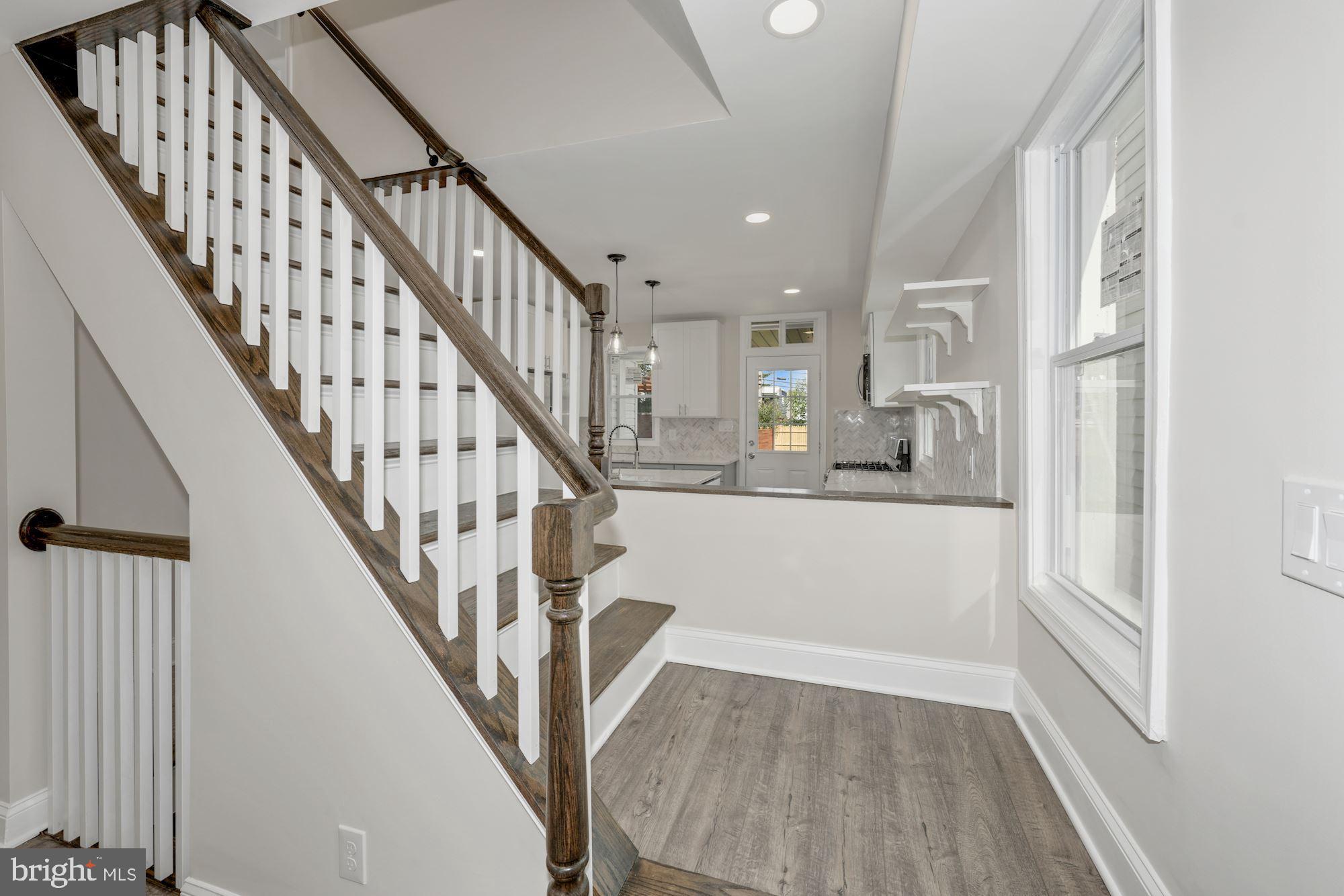 3623 Roland Avenue Baltimore, MD 21211 - Photo 12 of 38 Gallery Image 12