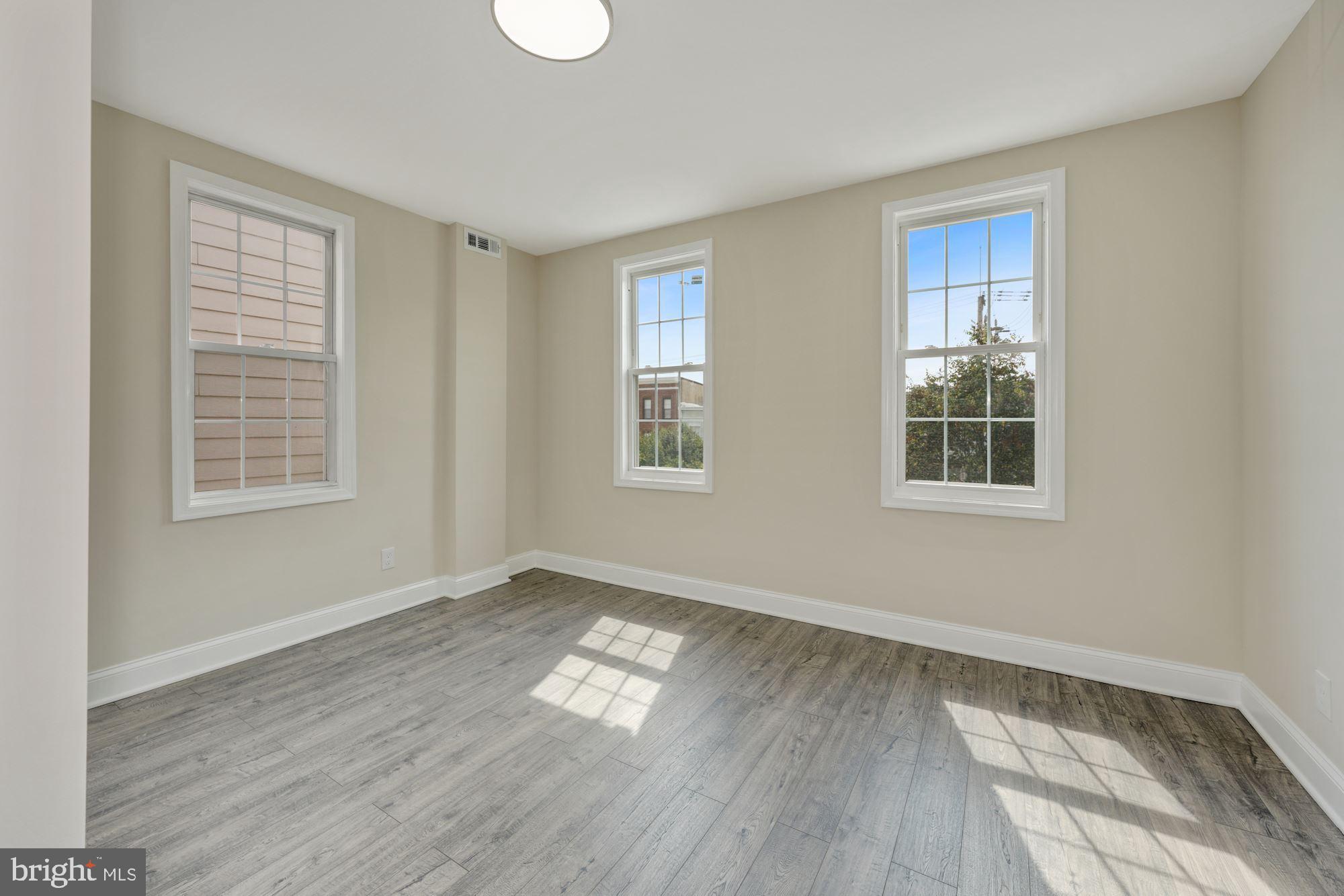 3623 Roland Avenue Baltimore, MD 21211 - Photo 14 of 38 Gallery Image 14