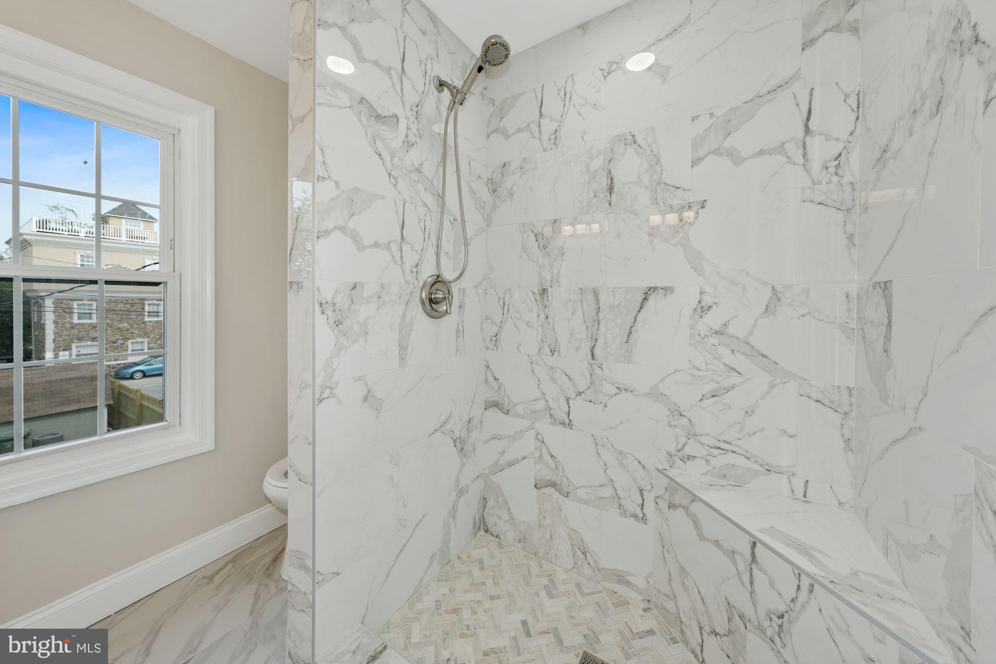 3623 Roland Avenue Baltimore, MD 21211 - Photo 18 of 38 Gallery Image 18