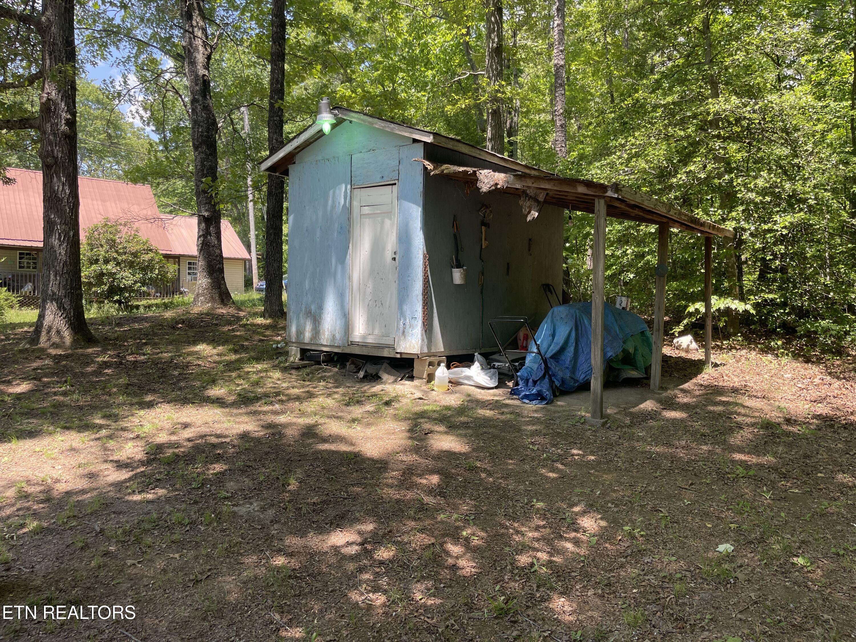 483 Blake Road Oakdale, TN 37829 - Photo 15 of 15 IMG_3924
