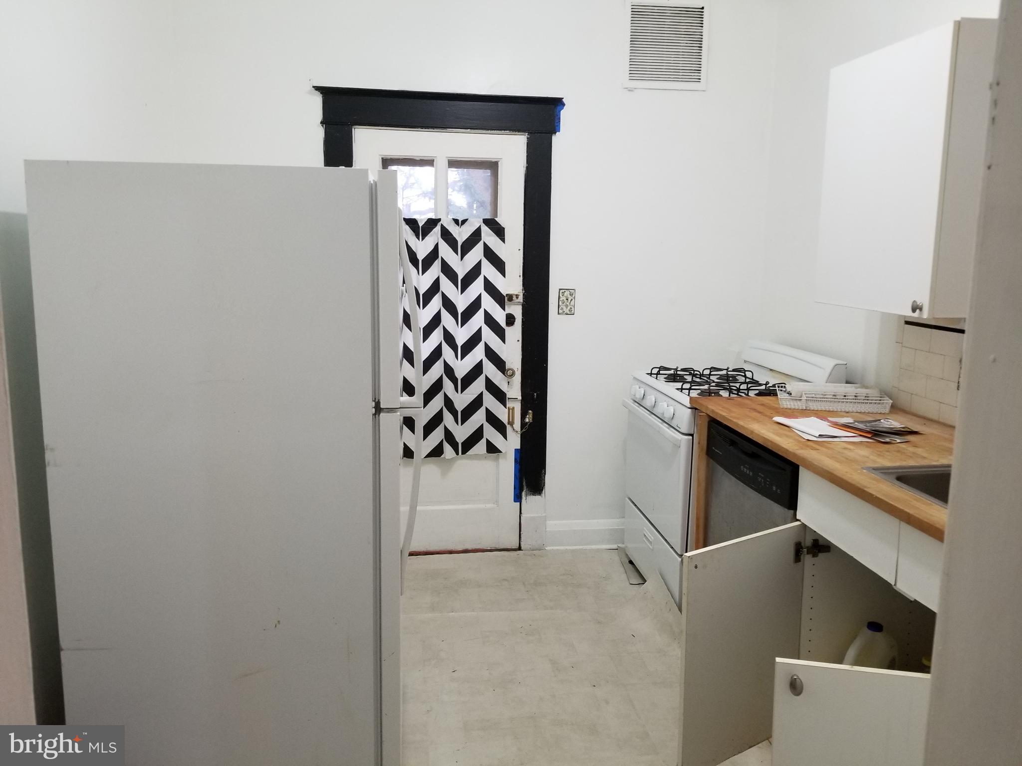 3313 Moravia Road Baltimore, MD 21214 - Photo 8 of 27 Gallery Image 8