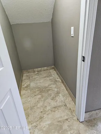 $2,877 | 8252 Hedgewood Drive, Jacksonville, FL 32216