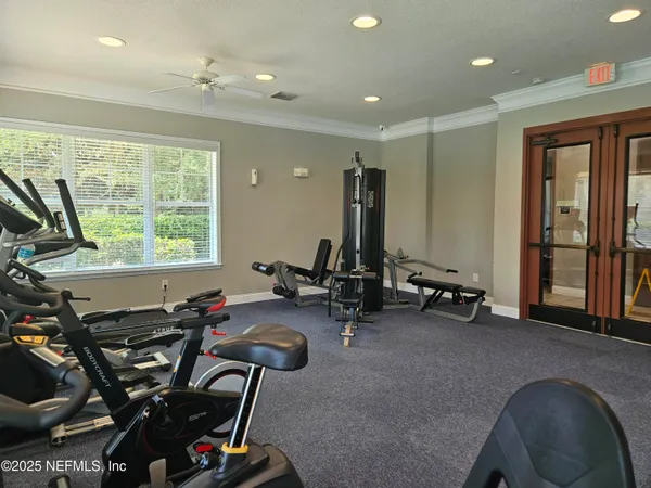 $2,877 | 8252 Hedgewood Drive, Jacksonville, FL 32216