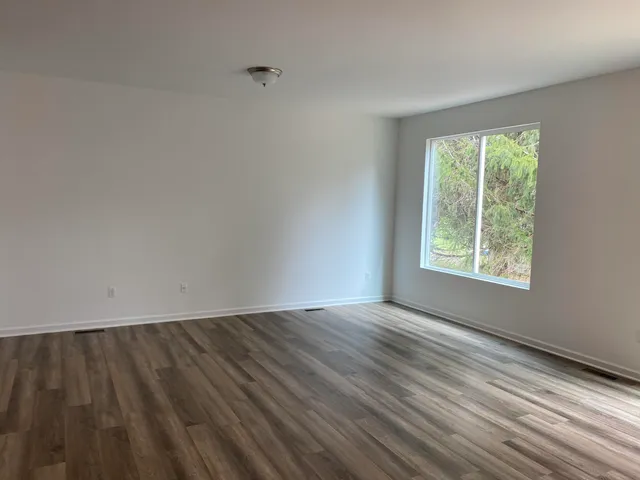 $273,900 | 1050 Rebecca Street, Unit 18, Marshall, MI 49068