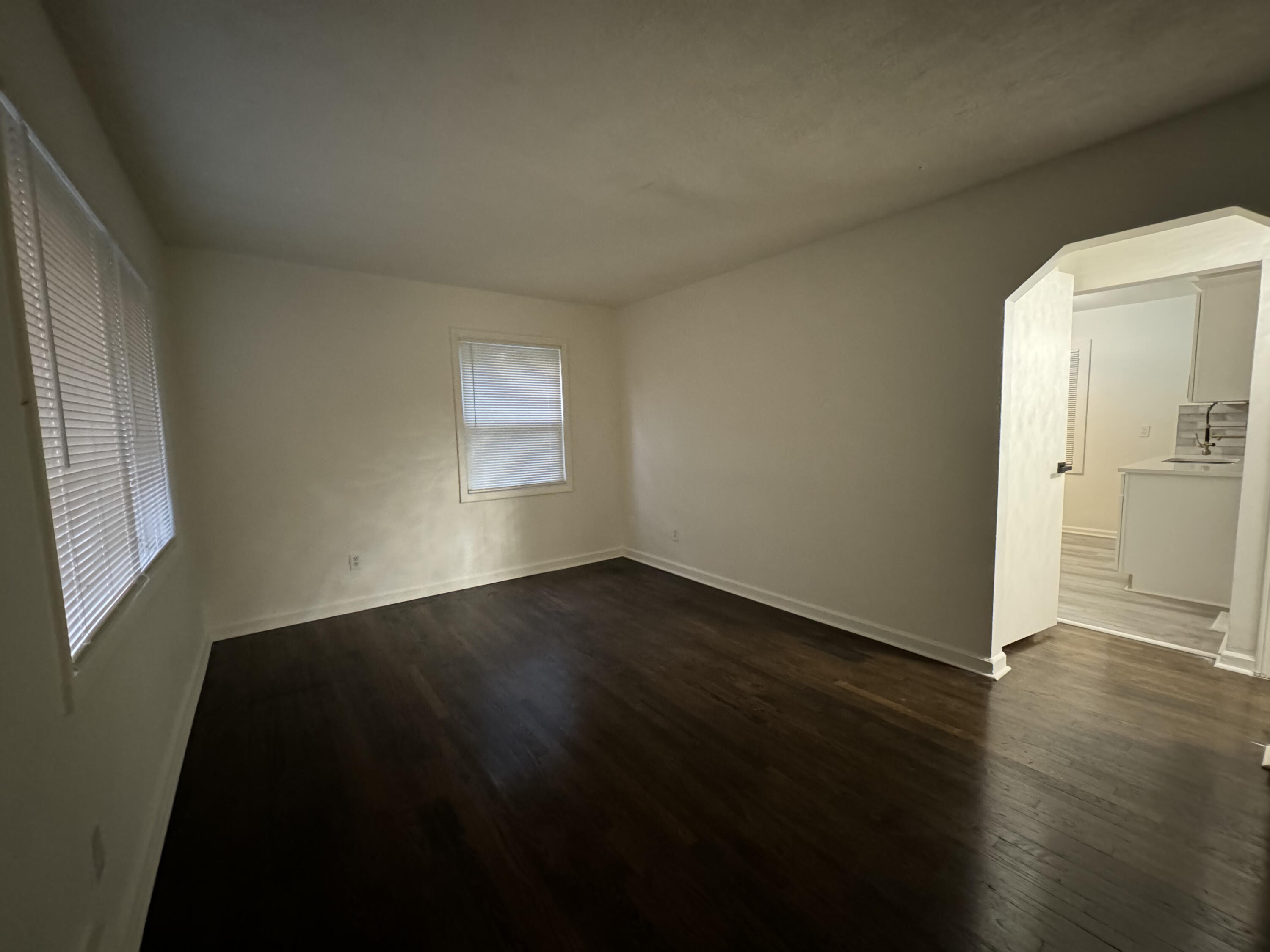 14394 Southfield Road Detroit, MI 48223 - Photo 6 of 19 IMG_0505