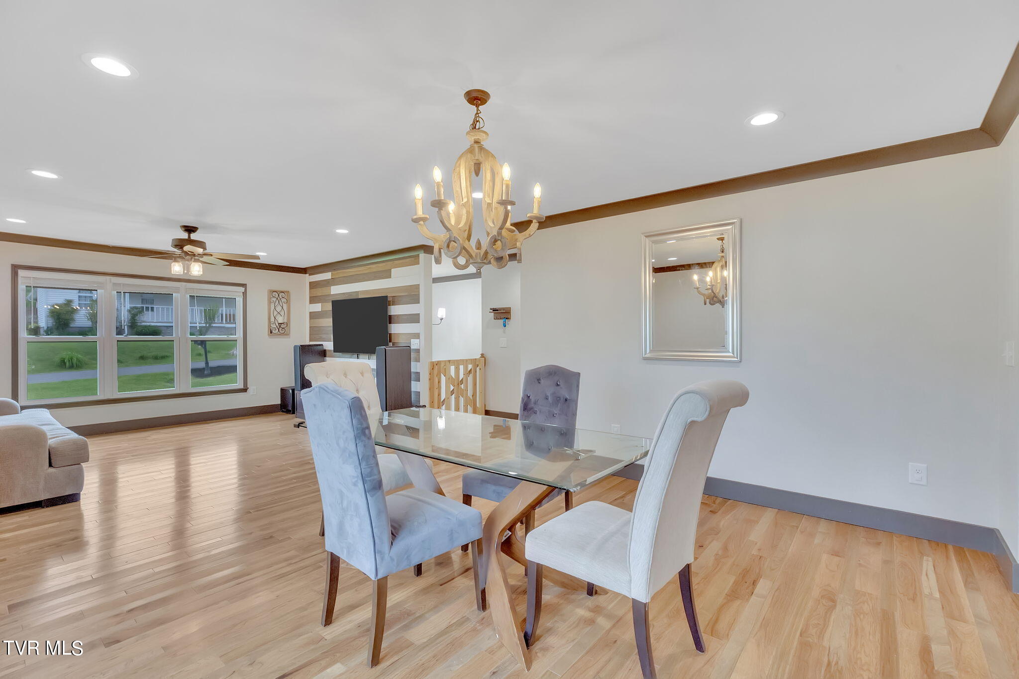570 Garrison Hollow Road Elizabethton, TN 37643 - Photo 9 of 70 28-web-or-mls-217A3295