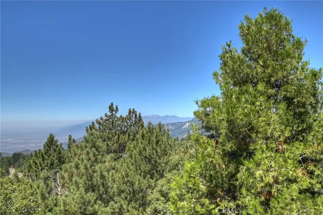 $1,499,999 | 30461 Live Oak Drive, Running Springs, CA 92382