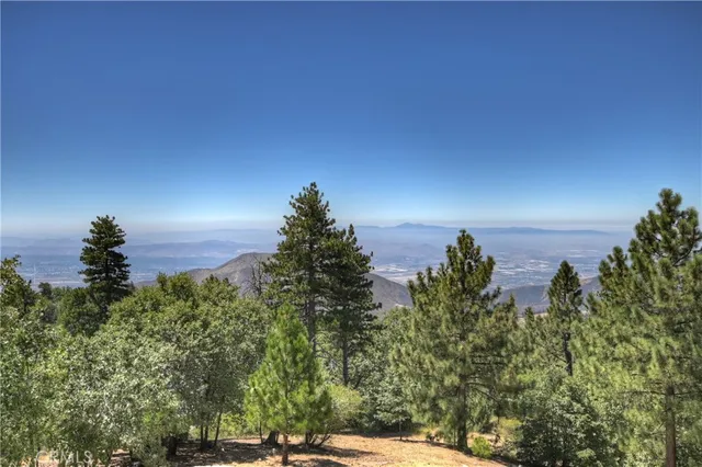 $1,499,999 | 30461 Live Oak Drive, Running Springs, CA 92382