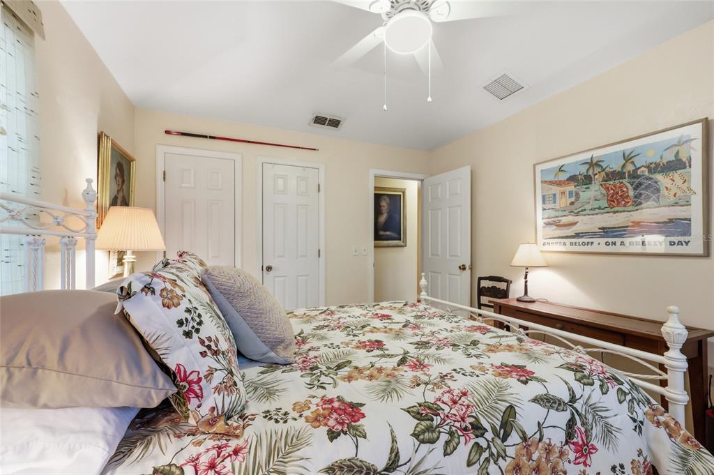 9702 Southwest 52 Lane Gainesville, FL 32608 - Photo 18 of 40