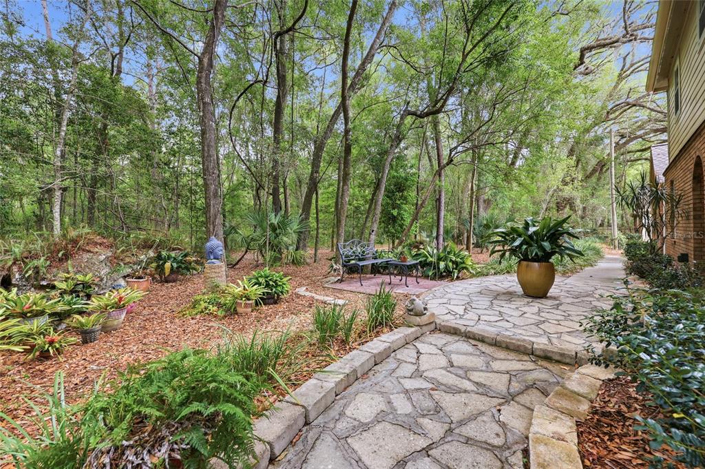 9702 Southwest 52 Lane Gainesville, FL 32608 - Photo 23 of 40