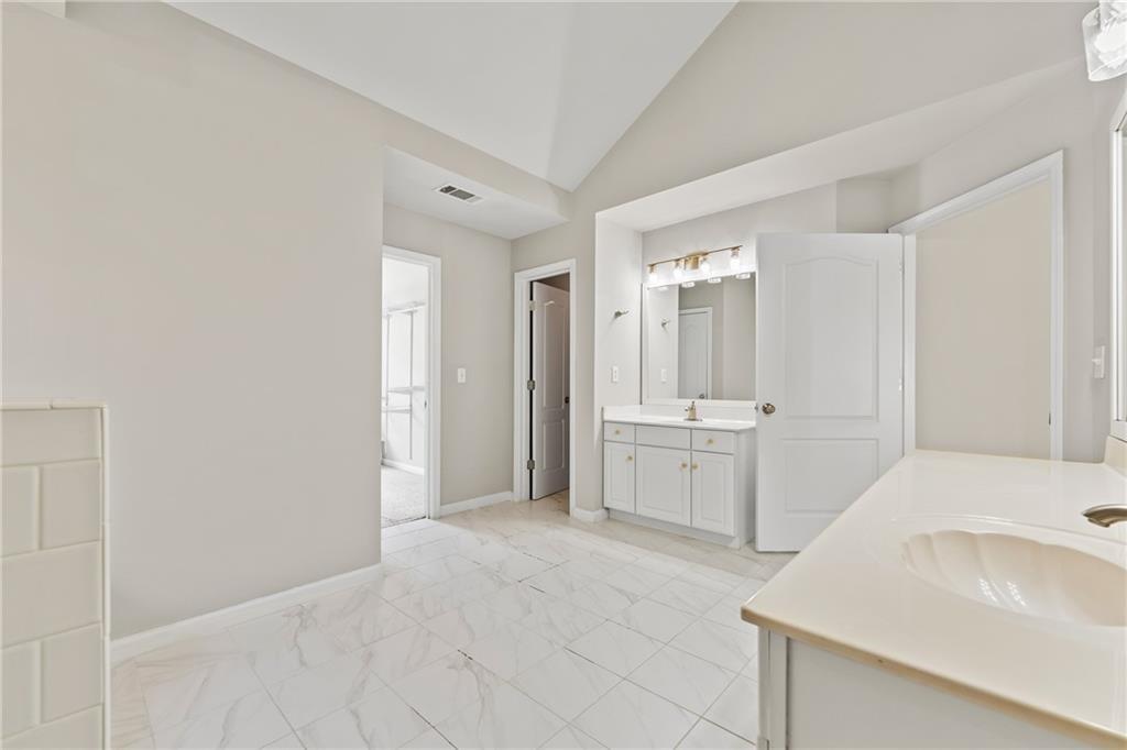 2878 Calhoun Square Suwanee, GA 30024 - Photo 28 of 42